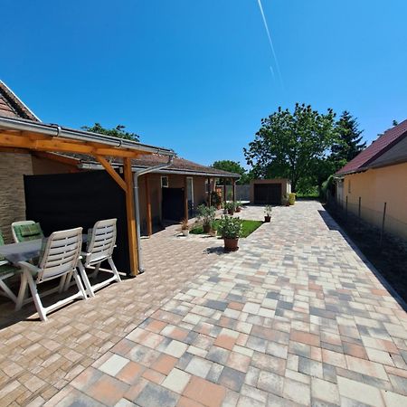 Vivien Apartman Fonyód Exterior foto