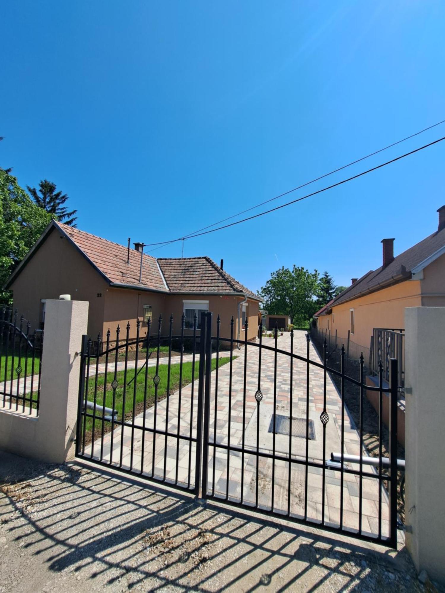 Vivien Apartman Fonyód Exterior foto